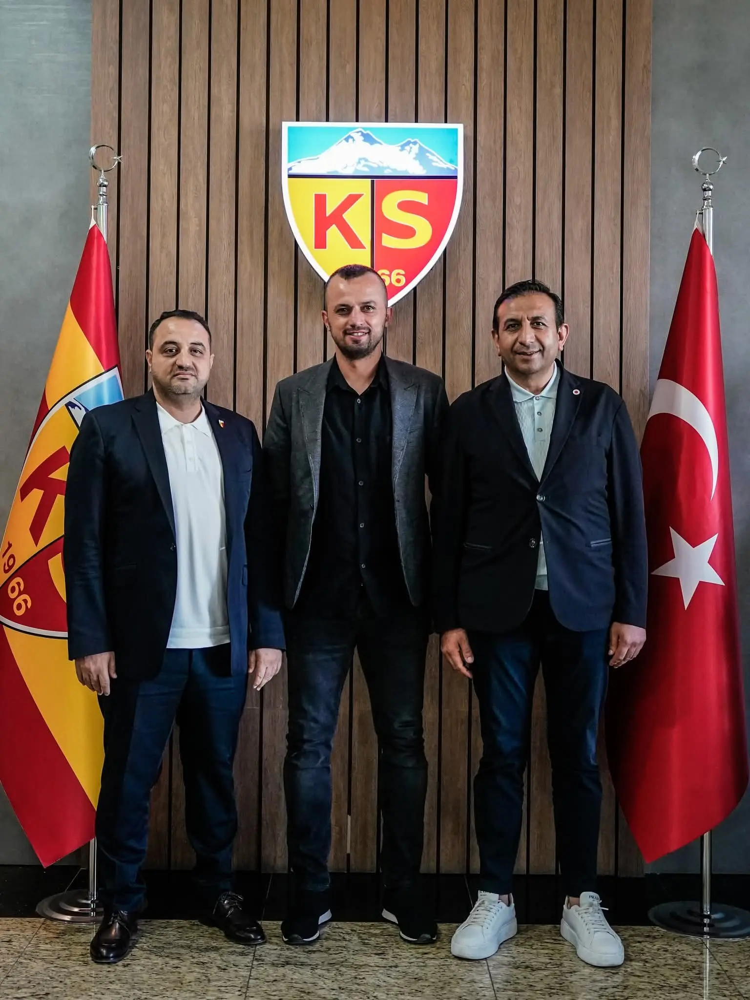 Kayserispor'dan İlhan Parlak iddialarına yalanlama