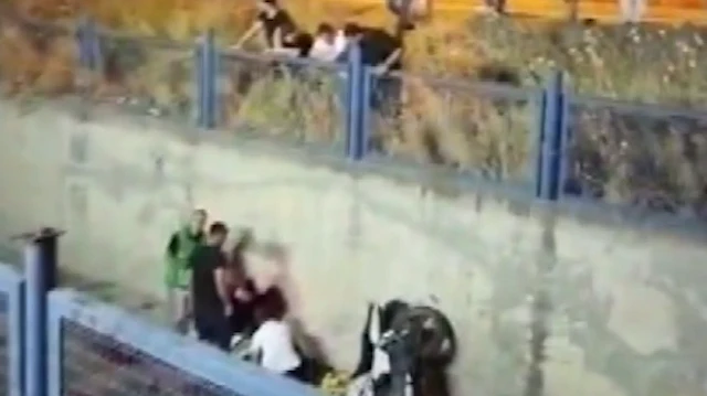 Motosiklet kullanmayı öğrenirken dereye uçtu: 3 çocuk annesi kadın hayatını kaybetti