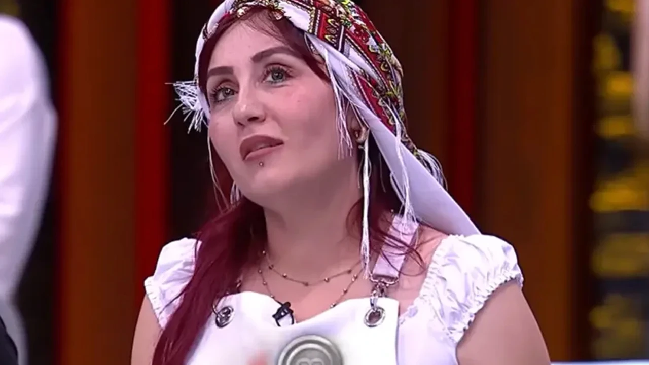 MasterChef Esra yarışmadan ayrıldı mı?