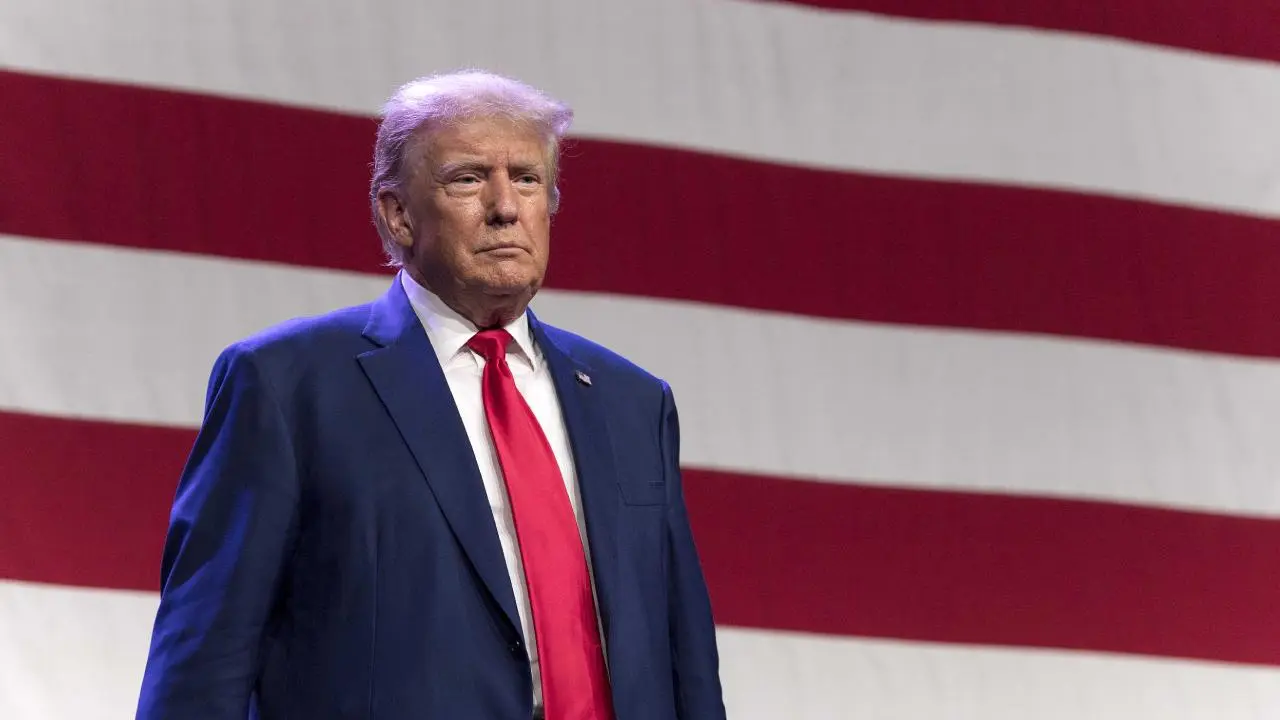 Trump'tan 'çip' duyurusu: Apple ve Intel güçlerini birleştiriyor