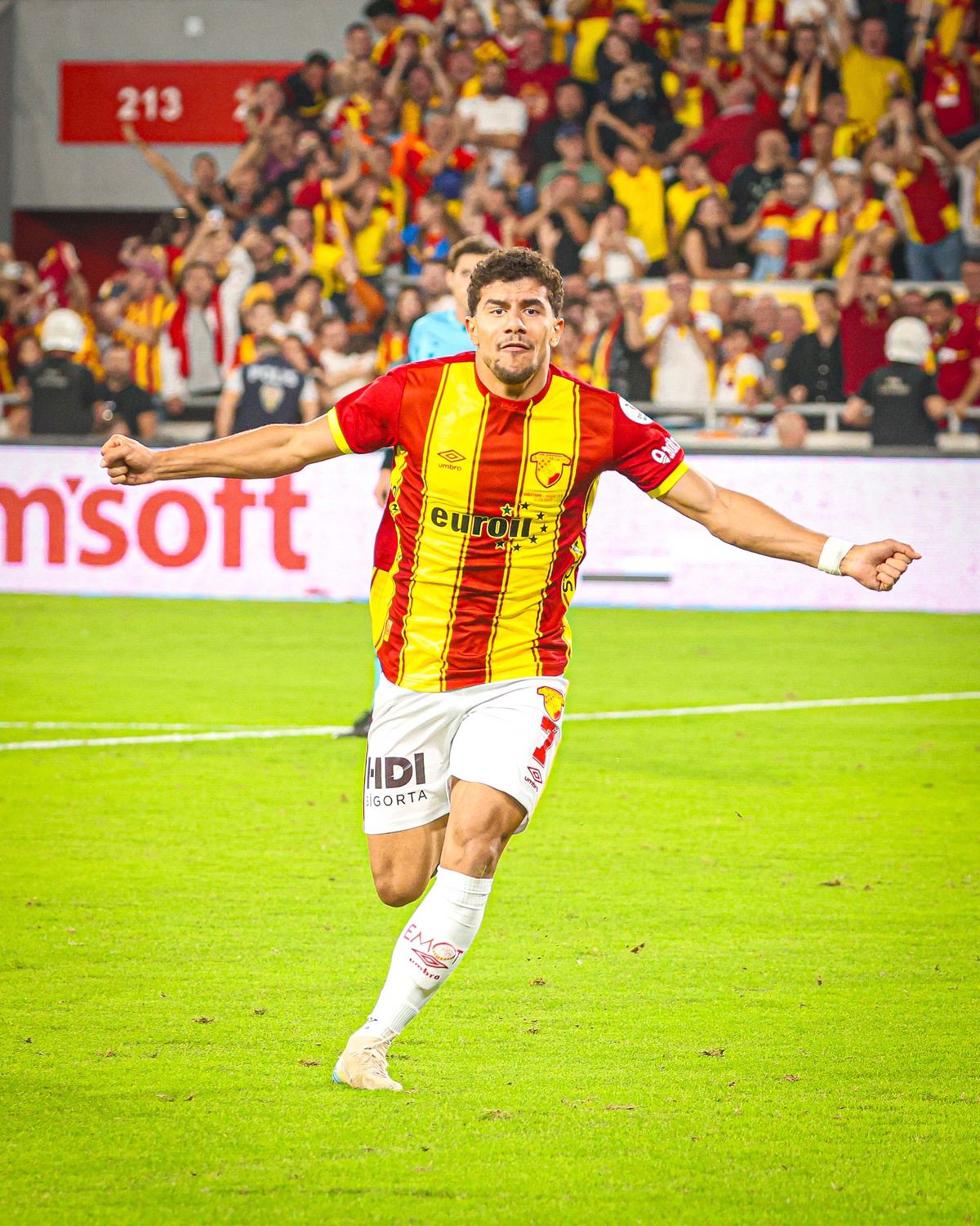 Göztepe'ye Sabra'dan kötü haber