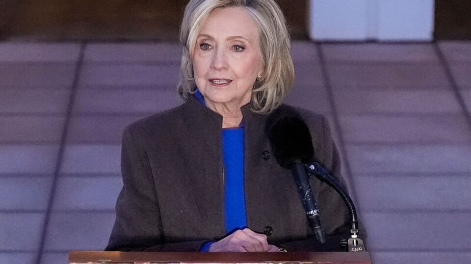 Clinton, ABD Dışişleri Bakanı olduğu dönem, Netanyahu'nun İran'a "takıntılı" olduğunu söyledi: