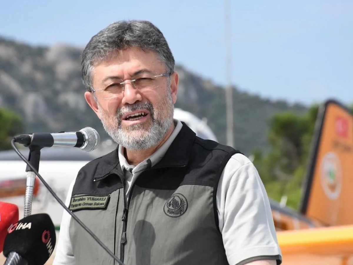 İbrahim Yumaklı, orman yangınları ile mücadele filosuna ilişkin bilgi verdi