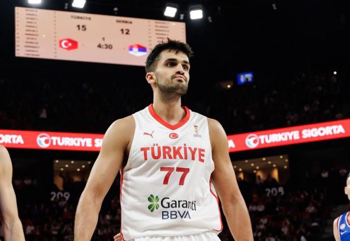 Ömer Faruk Yurtseven kimdir, aslen nereli, basketbolcu Ömer Faruk Yurtseven kaç yaşında, nereli, hangi takımda oynuyor?