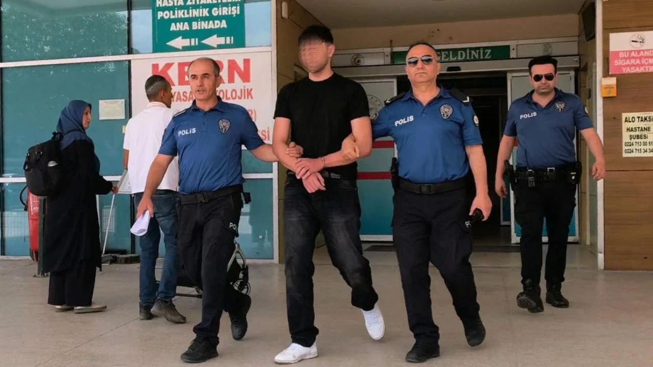 Hem motosikletle hem yaya kaçtı, sonu karakolda bitti: Yarım milyona yakın ceza kesildi
