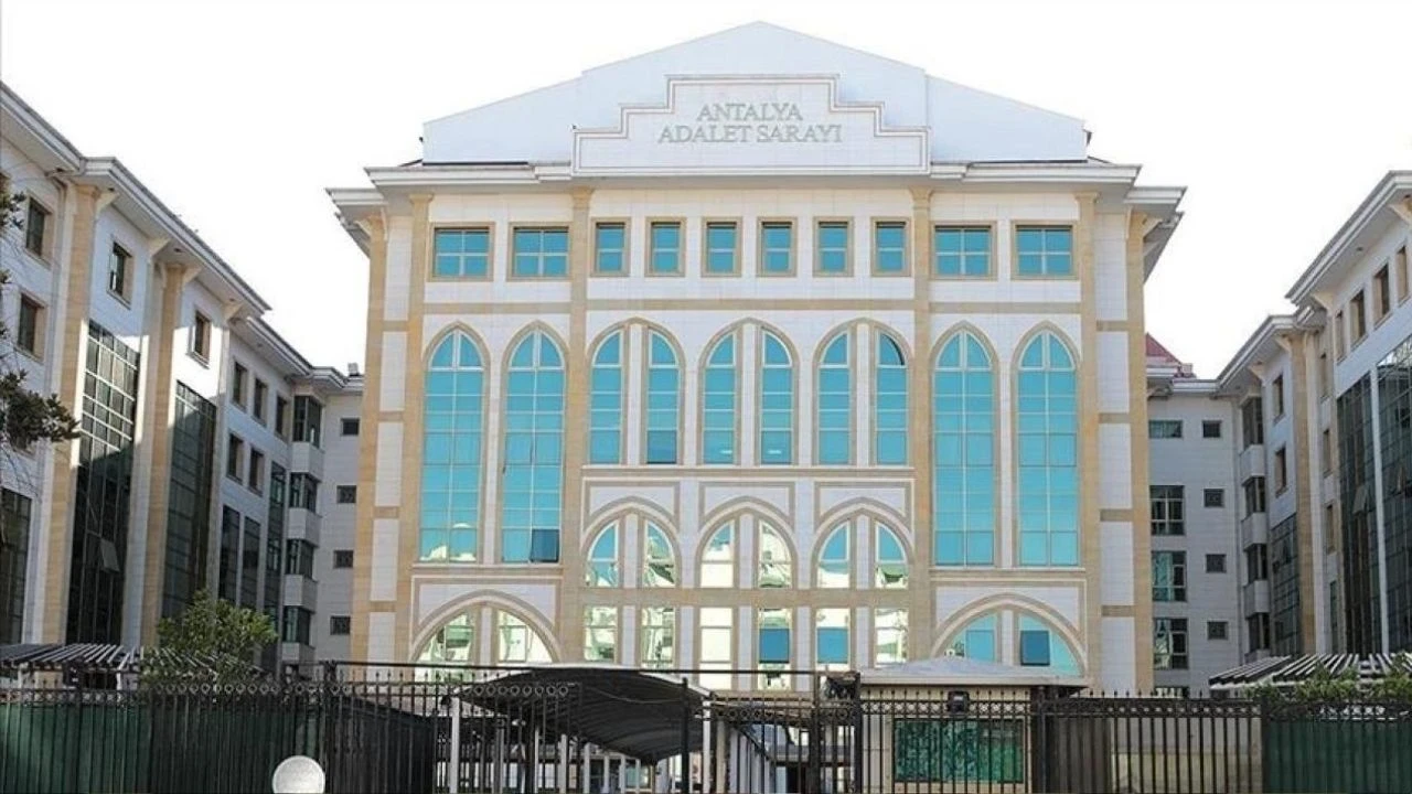 Antalya Büyükşehir Belediyesi soruşturmasında 2 şüpheli tutuklandı