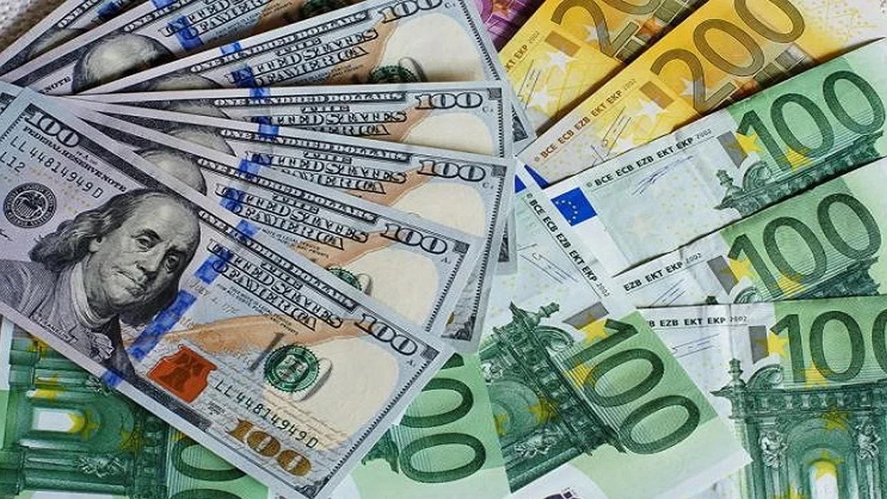 Dolar ve euro haftaya nasıl başladı?