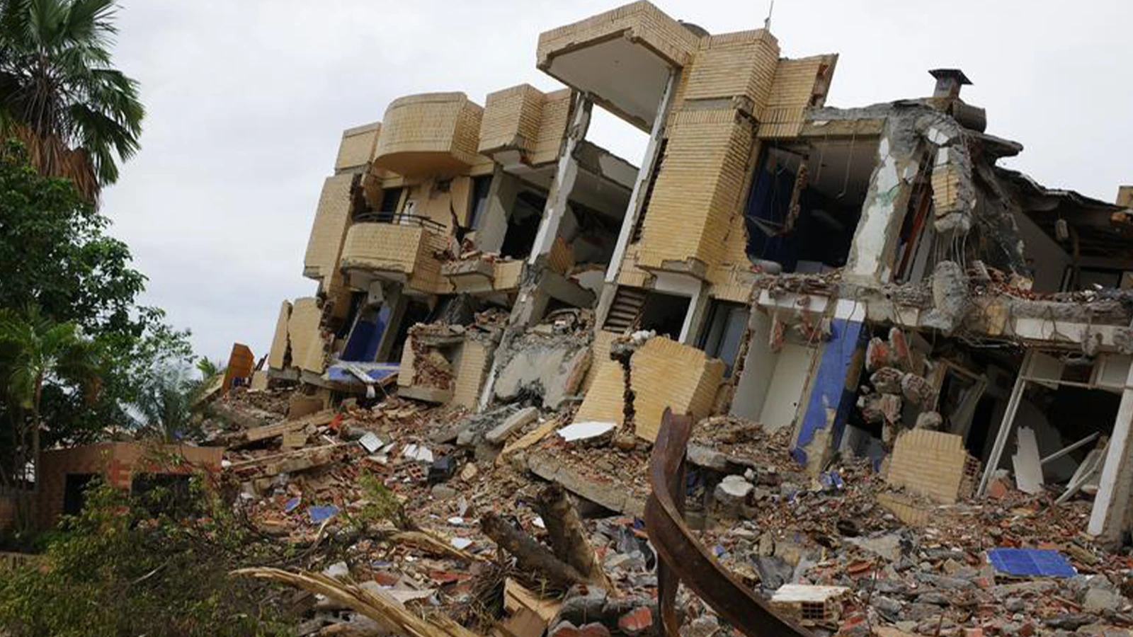 Depremin vurduğu Venezuela'da can kaybı 2 bin 645'e çıktı