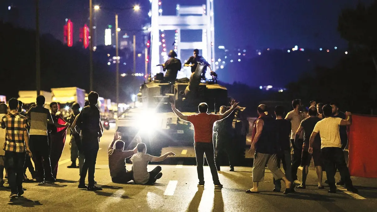 Hürriyet mühürü bedende!
