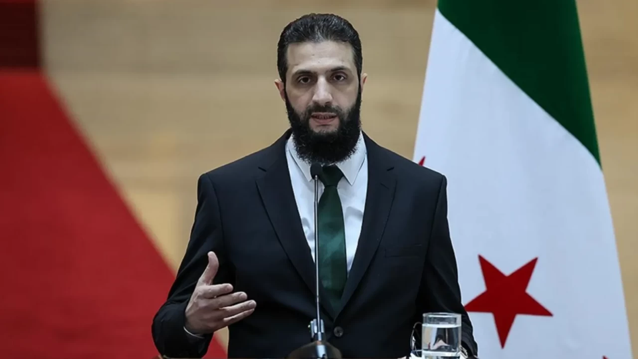 Suriye Cumhurbaşkanı Şara’dan 'Lübnan'a müdahale' iddialarına yanıt: Önceliğimiz istikrar ve iş birliği