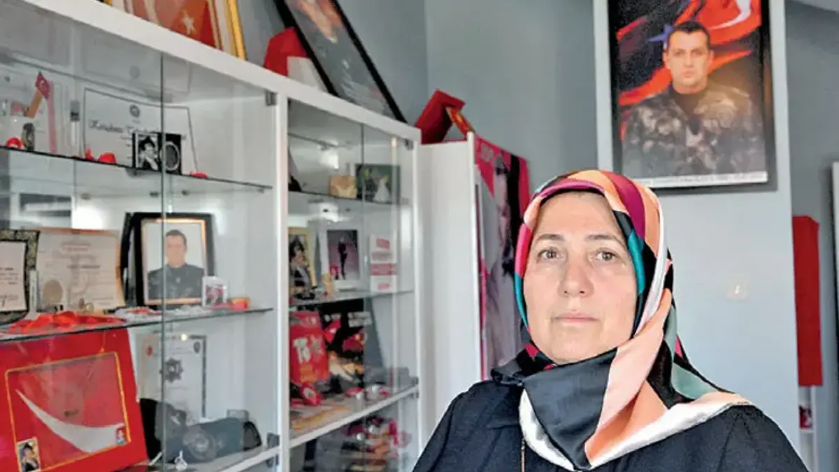 Doğum gününde evladını şehadete uğurladı