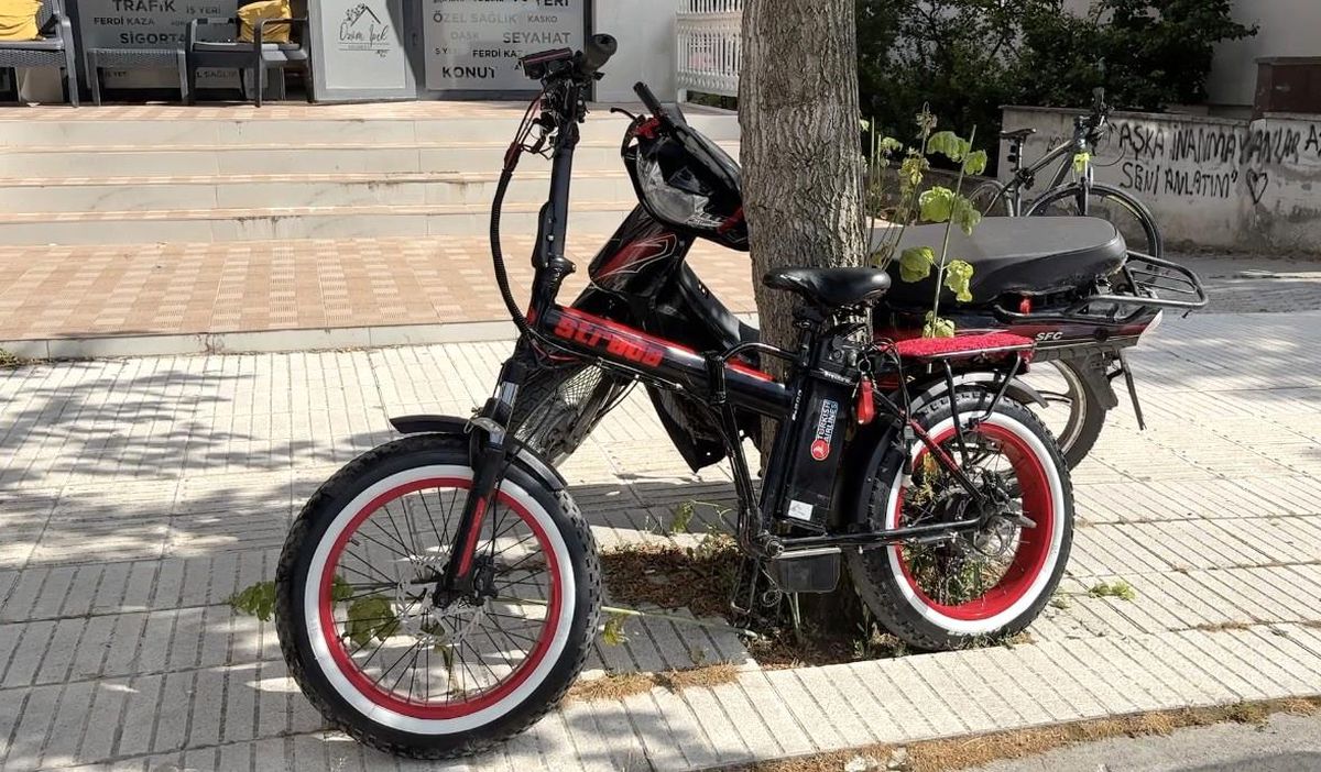 Çorum'da otomobil ile elektrikli bisiklet çarpıştı: 1 yaralı