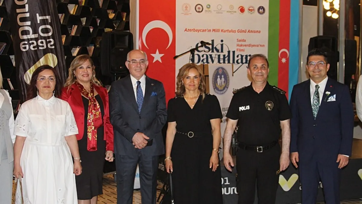 Karabağ’da yaşananları anlatan 'Eski Bavullar' filminin gösterimi yapıldı