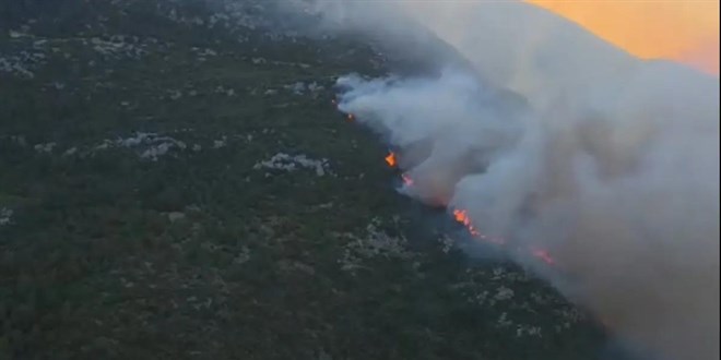 Kaş'ta orman yangını