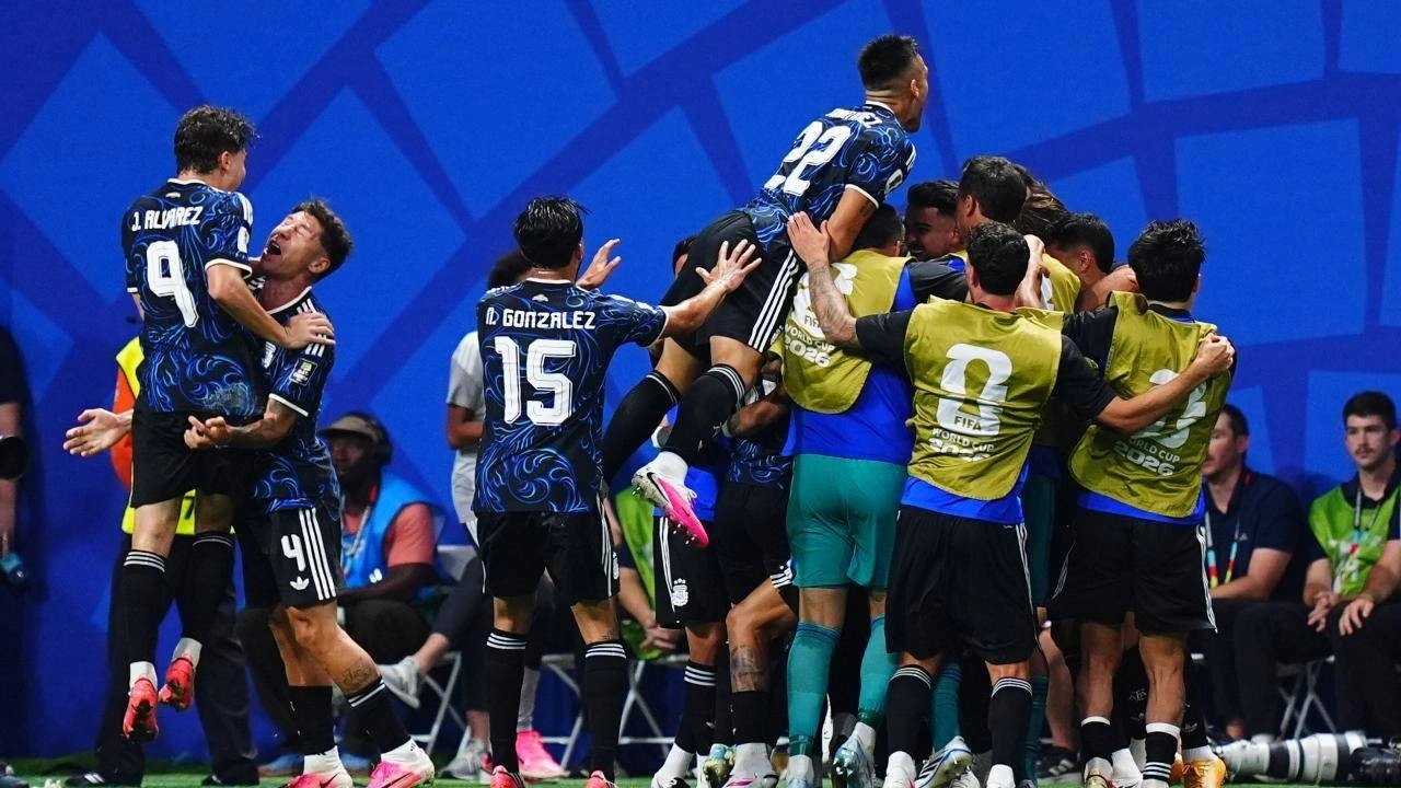 Kupa finalinde siyaset! Milei'nin Arjantin'i, Sanchez'in İspanya'sına karşı