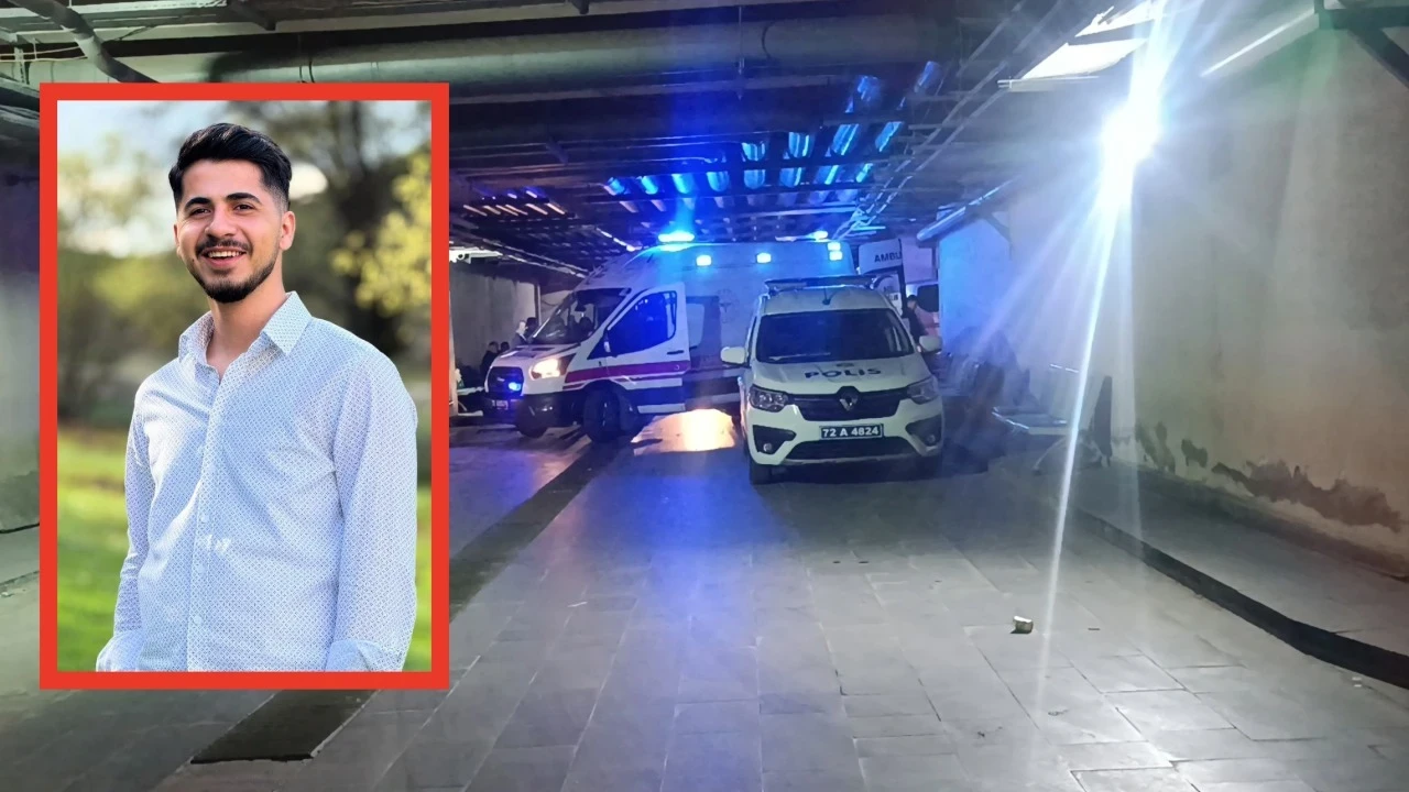 Hareket halindeki otomobilden düşen genç öldü: Sürücü gözaltına alındı