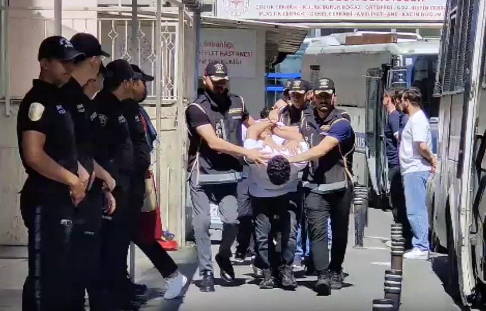 İstanbul Emniyeti'nden dev operasyon! Bir çete daha çökertildi!