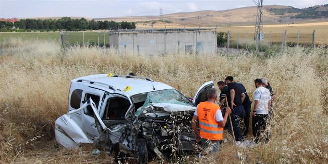 Amasya'da cenaze dönüşü aile faciası: 3 kişi öldü