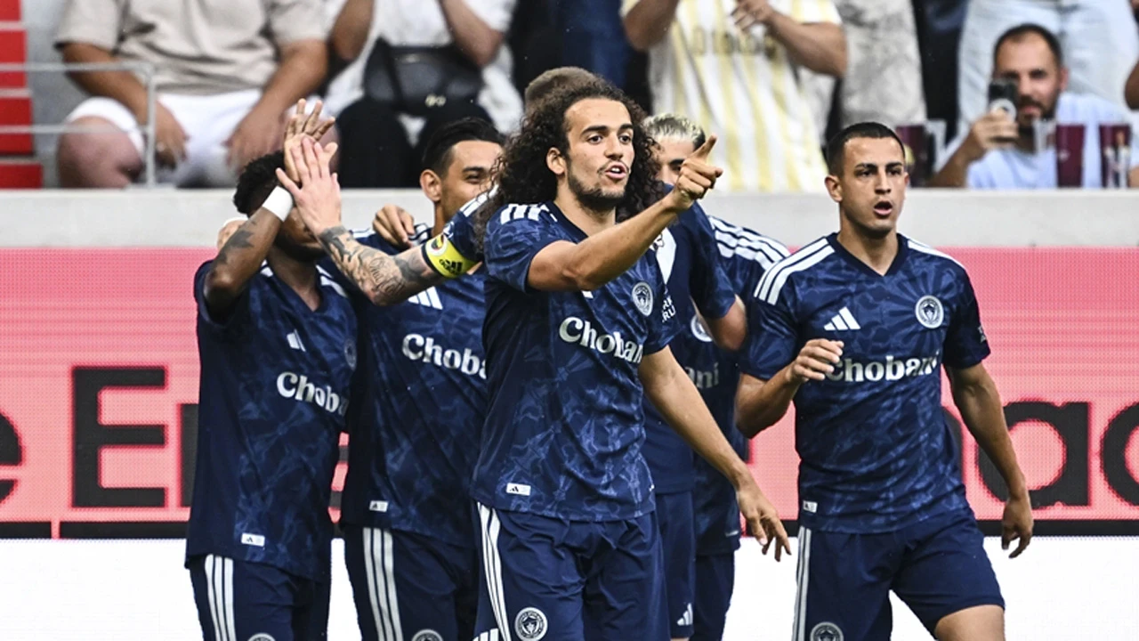 İsmail Kartal yönetime bildirdi Fenerahçe'de kesinlikle kalması gereken 3 futbolcu