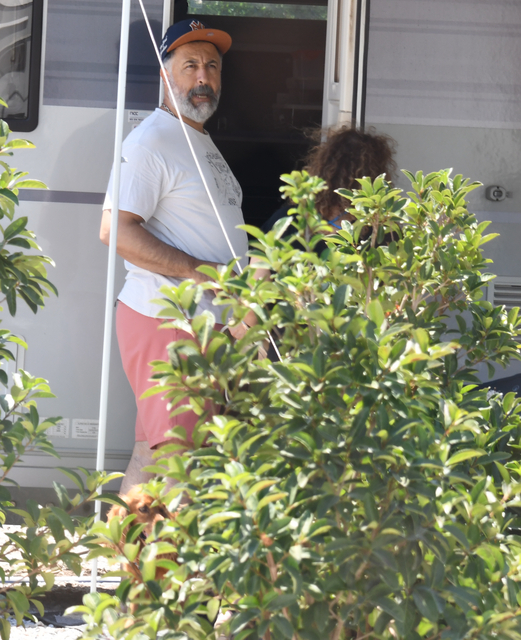 Mehmet Özgür, ailesiyle karavan tatilinde