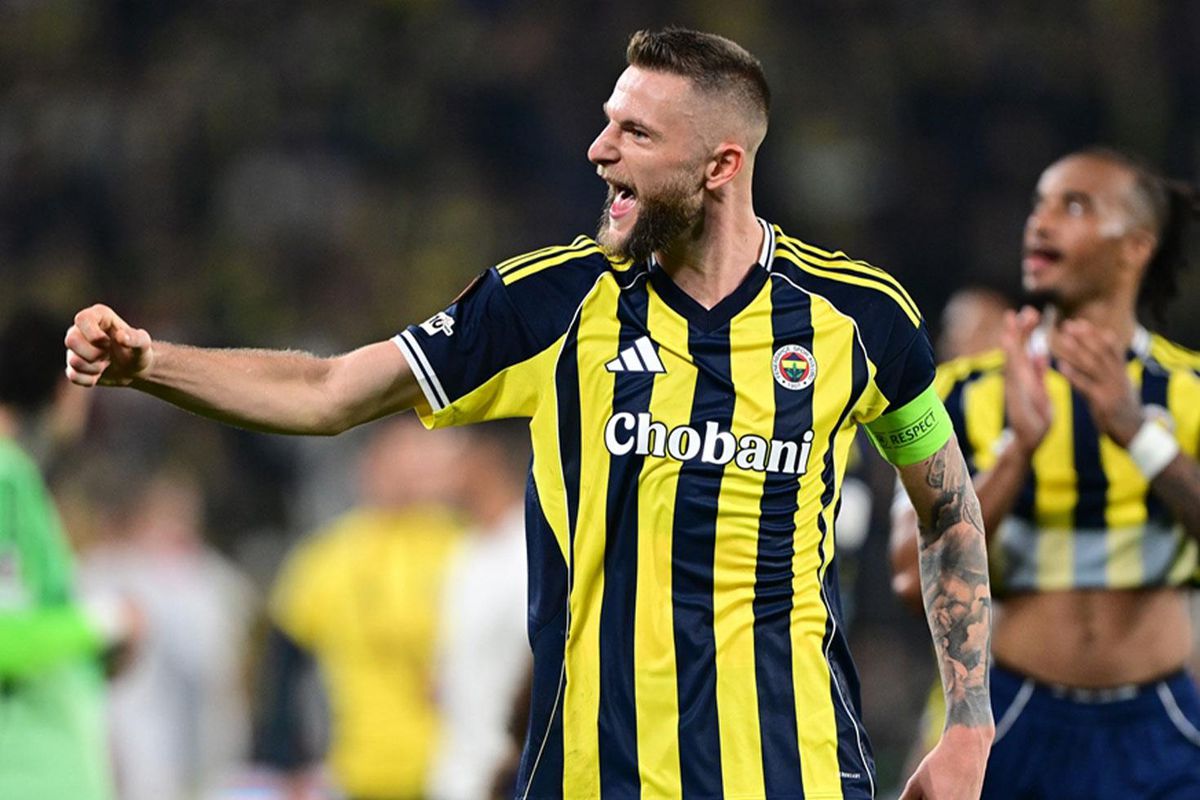 Bir saniye bile düşünmemiş! Skriniar'dan Fenerbahçelileri mest eden hareket