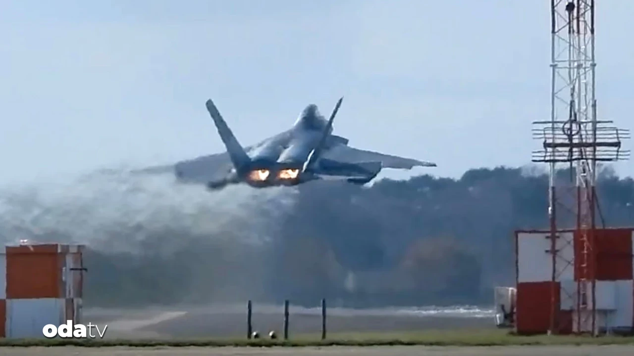 ABD İsrail'deki 12 adet F-22 hayalet savaş uçağını geri çekti