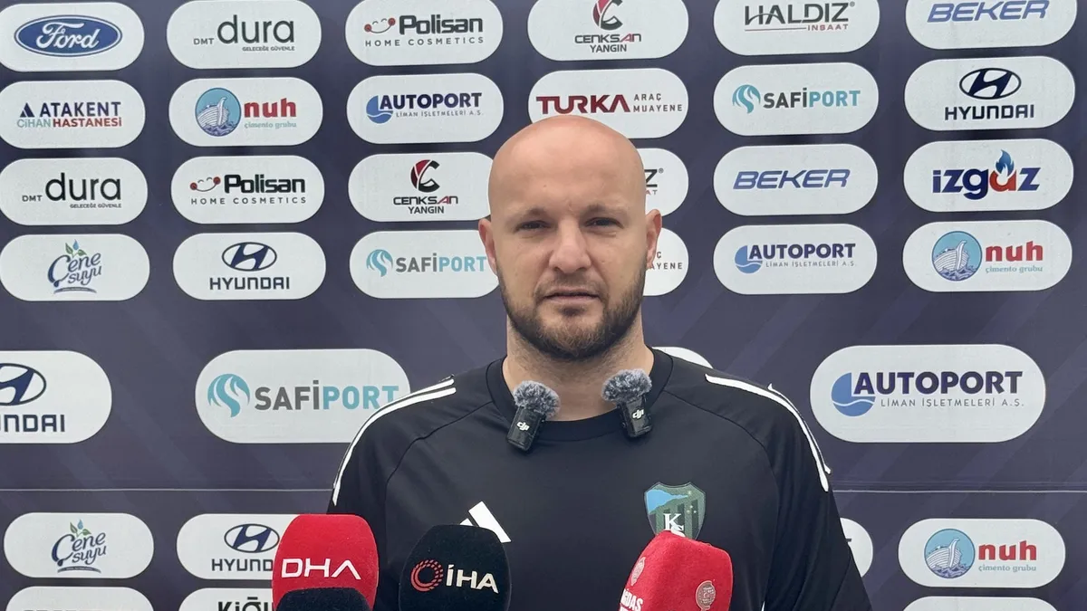 Kocaelispor, Gökhan Değirmenci'ye veda etti