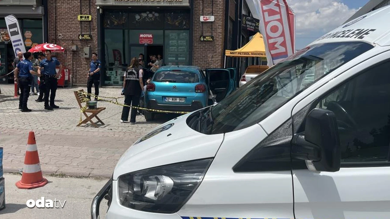 Mekanda oturanlar neye uğradığını şaşırdı... Silahla saldırıp kaçtı