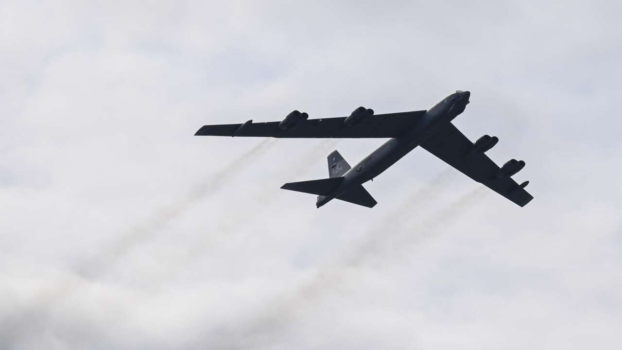 ABD’de B-52 bombardıman uçağı düştü