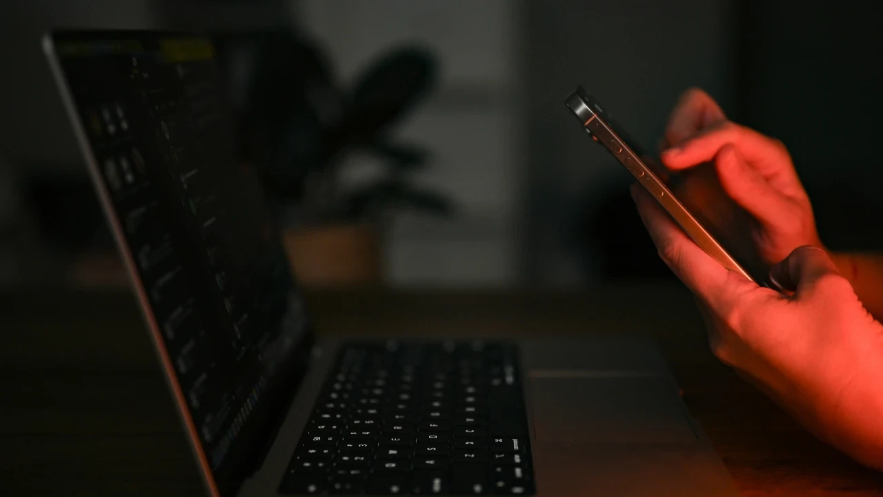 Vatandaşı Bezdiren SMS Çilesine KVKK Dur Dedi! İzinsiz Mesaja 1 Milyon Lira Ceza