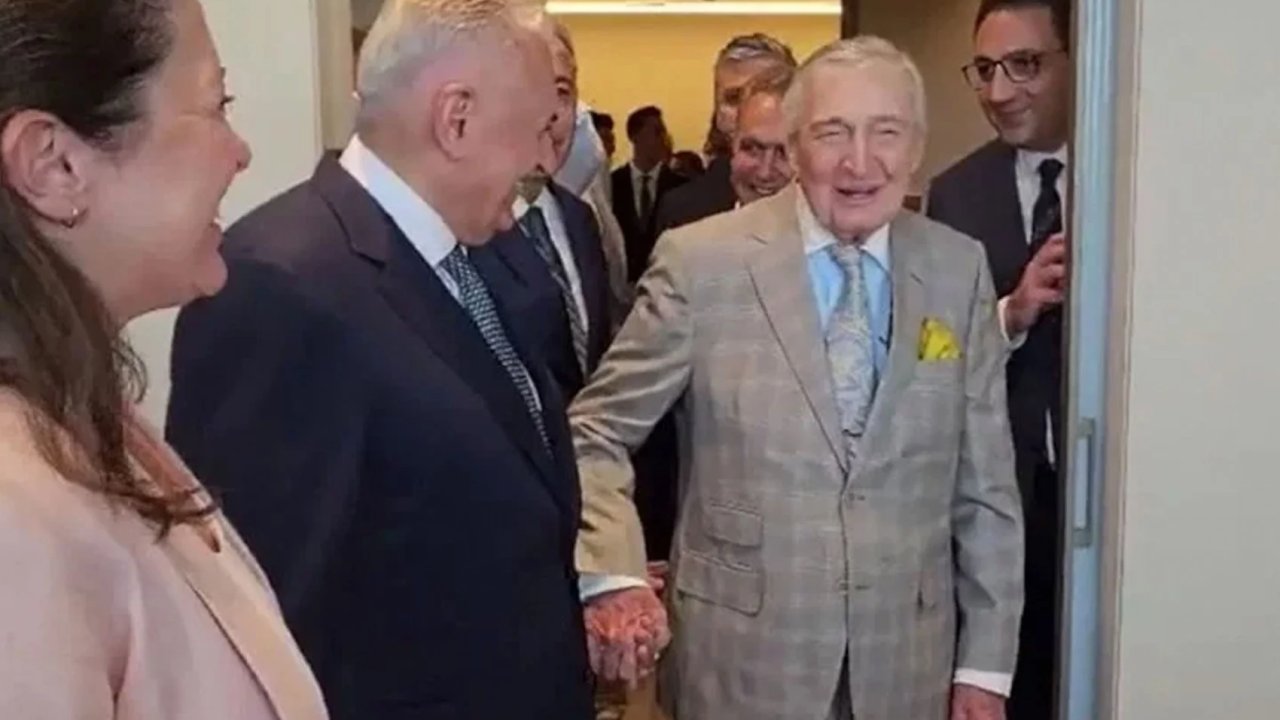Rahmi Koç’un Hastane Açılışındaki "Kürt Kadın Hasta" Fıkrası Tartışma Yarattı!