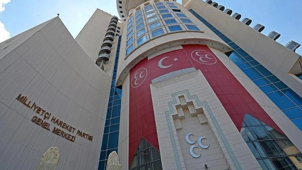 Semih Yalçın duyurdu: Adıyaman teşkilatları feshedildi