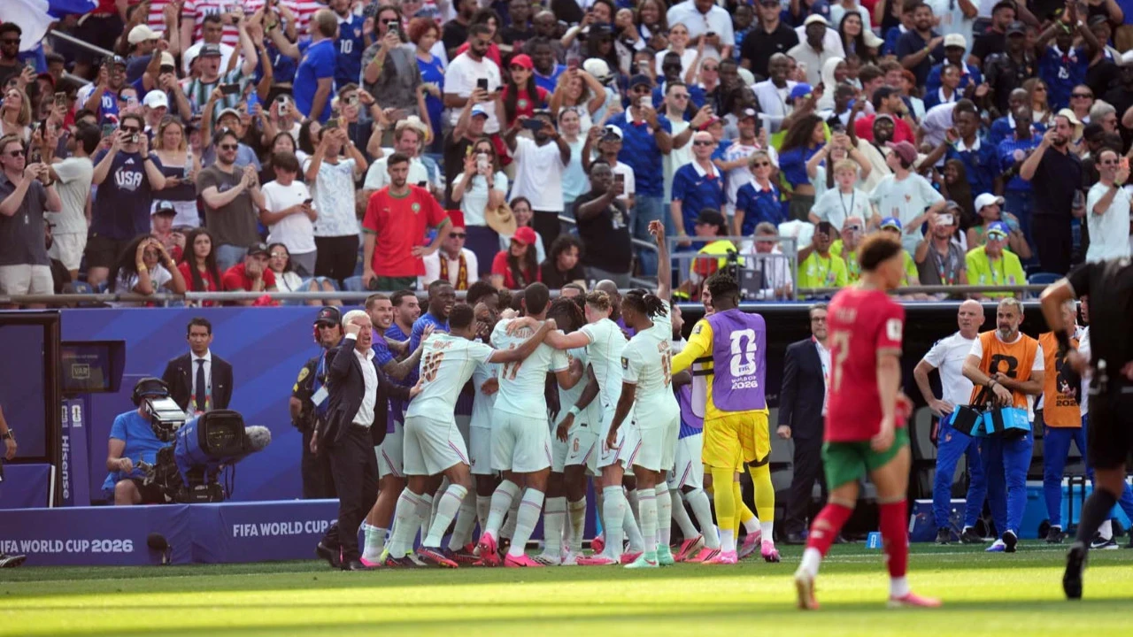 Mbappe Dünya Kupası’nda tarihe geçti! Fransa, Fas’ı 6 dakikada devirdi, apolet söktü