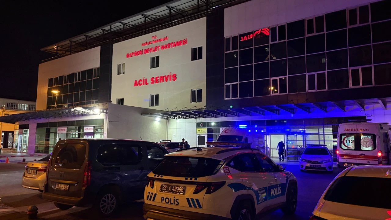 Silahla yaraladıkları kişiyi hastaneye bırakıp kaçtılar