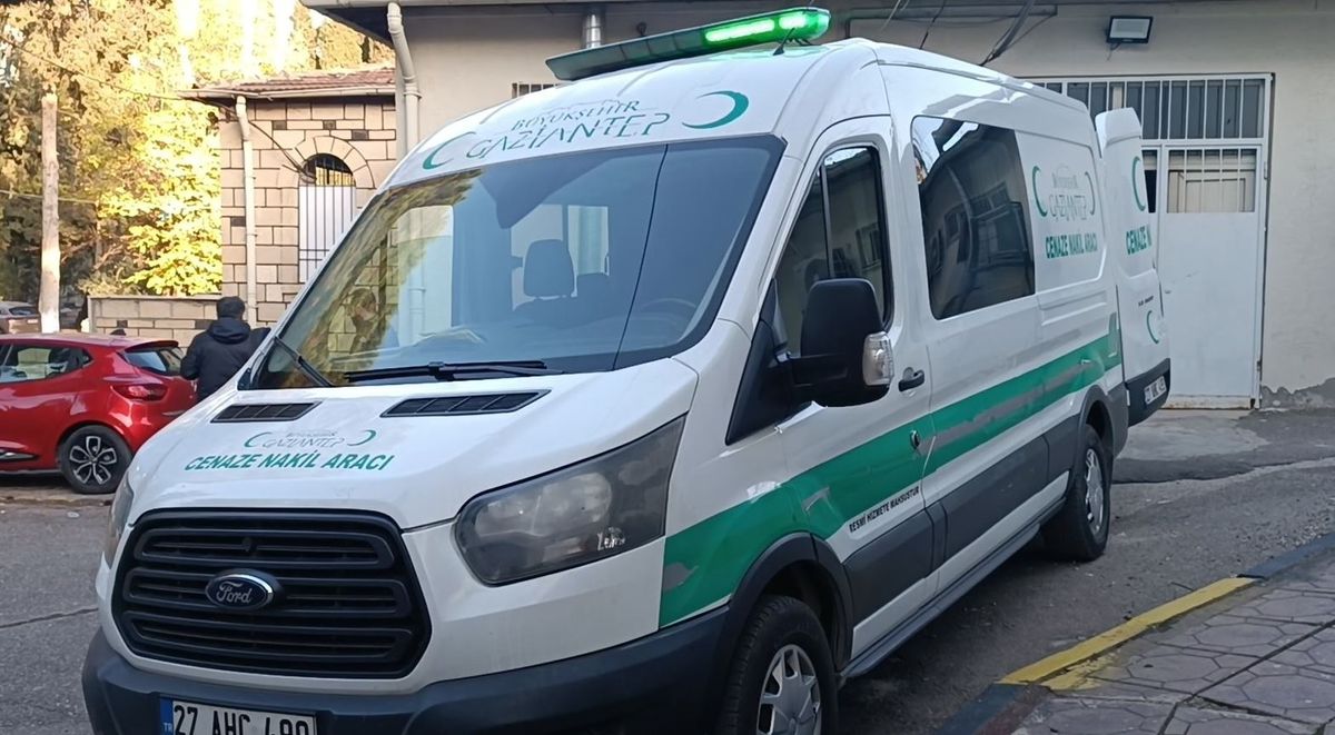 Mendil satıcısı kavga sonucu bıçaklanarak öldürüldü