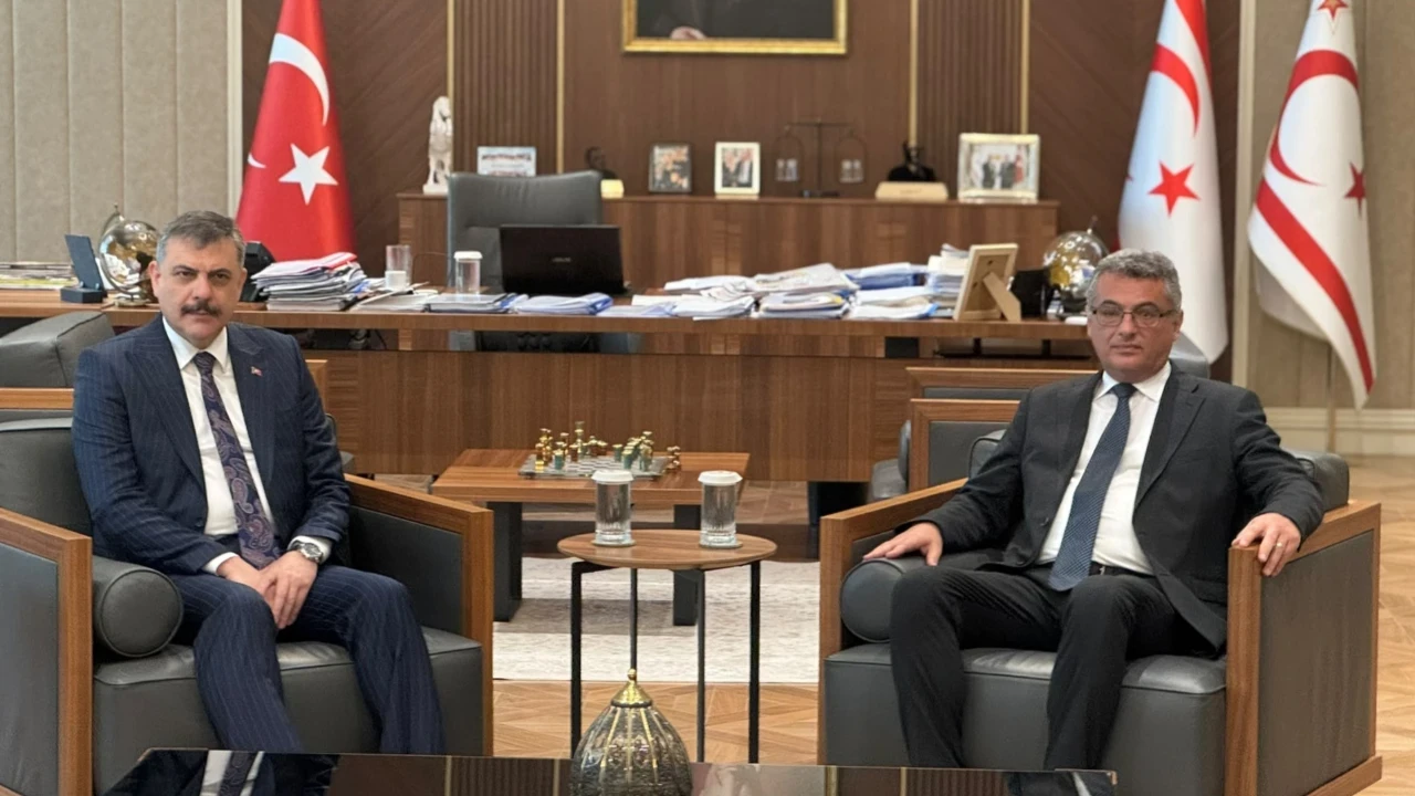 KKTC Cumhurbaşkanı Erhürman, İçişleri Bakanı Çiftçi'yi kabul etti