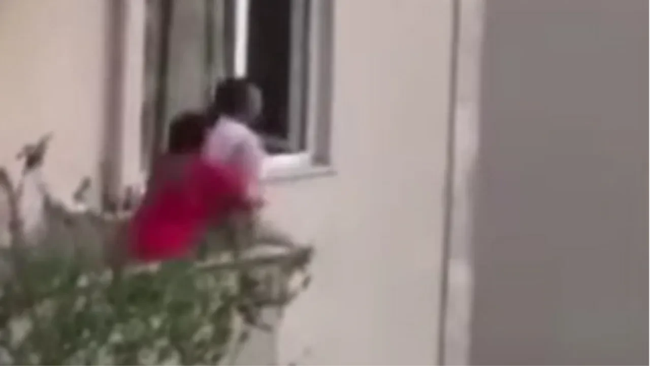 İntihar girişimini böyle engelledi! İstanbul'daki panik anları kamerada