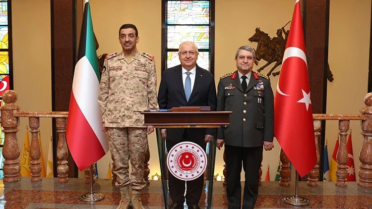 Bakan Güler, Kuveyt Genelkurmay Başkanı Al-Shuraian'ı kabul etti