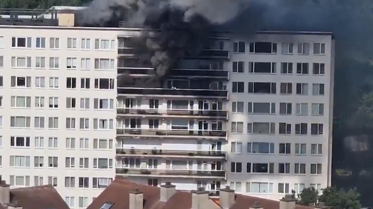 10 katlı binada yangın! 6 kişi hayatını kaybetti