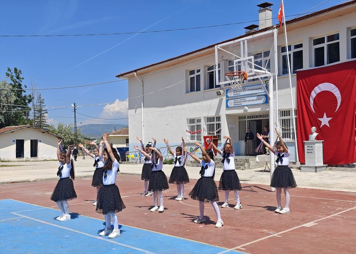 Göynücek'te yaz tatili öncesi şenlik