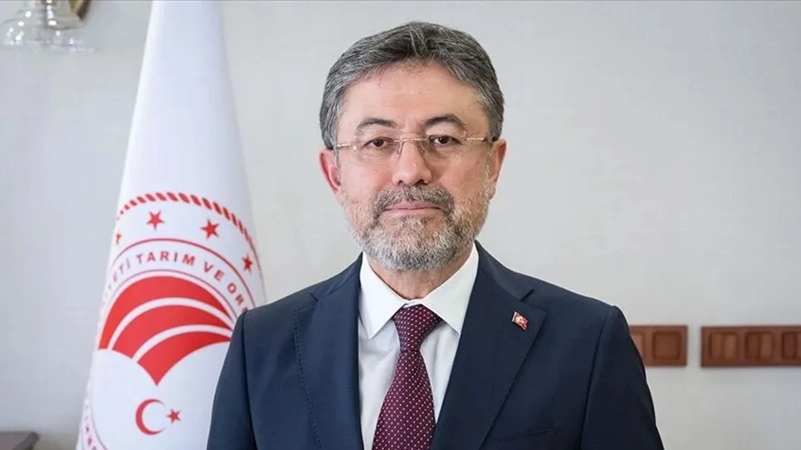 Bakan Yumaklı duyurdu: Tarım ve Orman Bakanlığına 1874 sözleşmeli personel alınacak