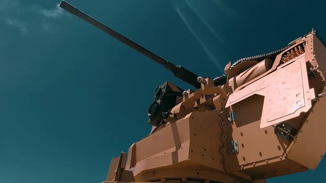 Dünya devlerinin gözü önünde üstün başarı: MKE TOLGA 7 farklı senaryoda kamikaze dronları gökyüzünden sildi