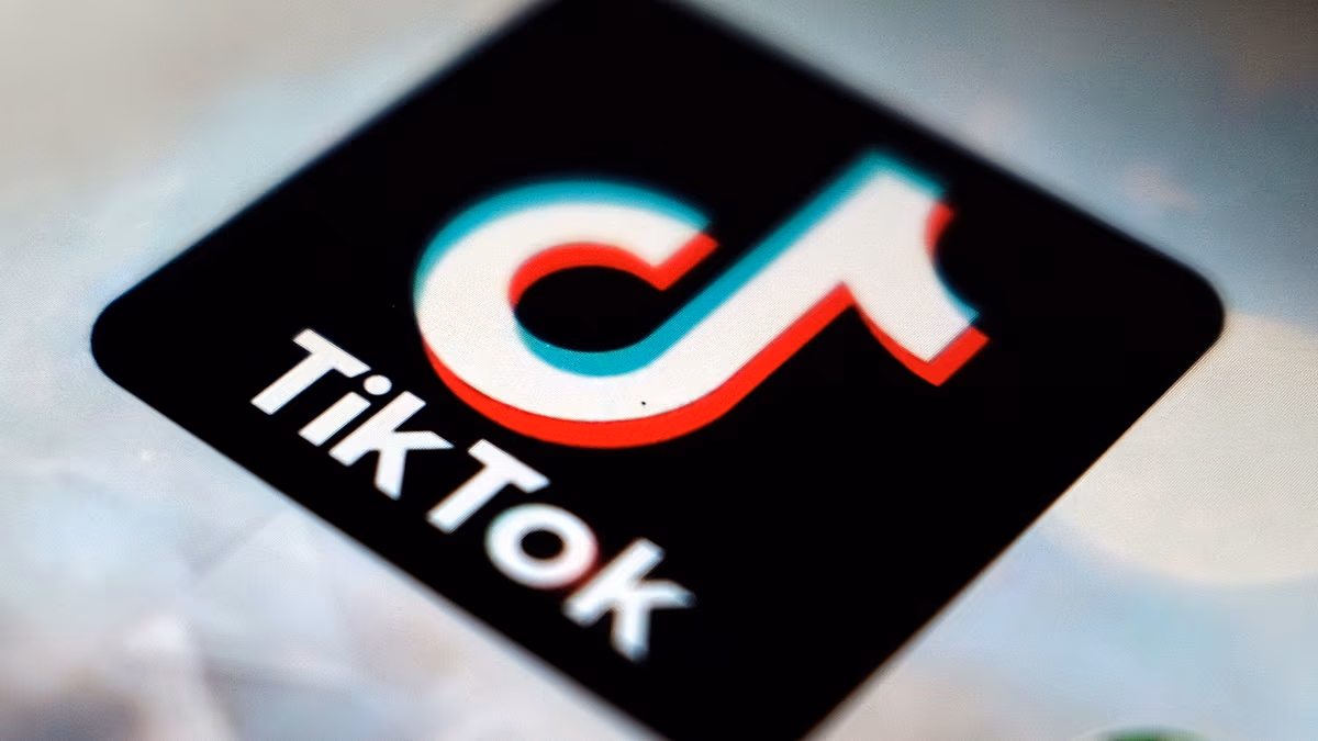 AB: TikTok çocuk hesaplarını yetişkinlere karşı koruyamadı