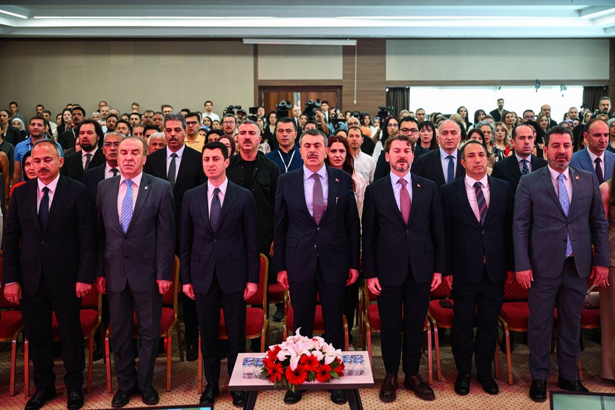 Bakan Tekin, "Türkiye'nin Yabancı Dil Öğrenme Platformu"nun tanıtım programında konuştu Açıklaması