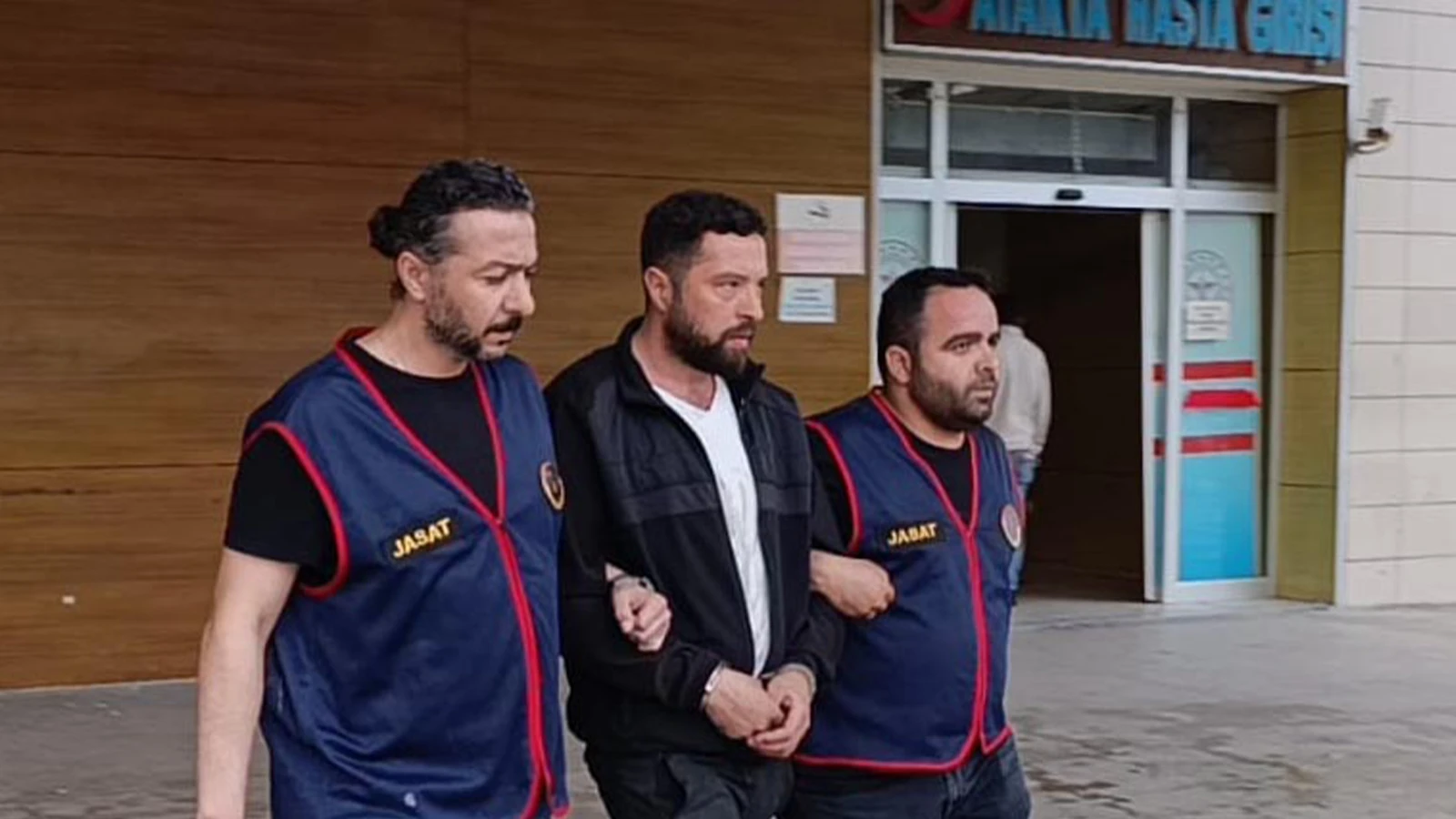18 yıl kesinleşmiş hapis cezası bulunan firari yakalandı