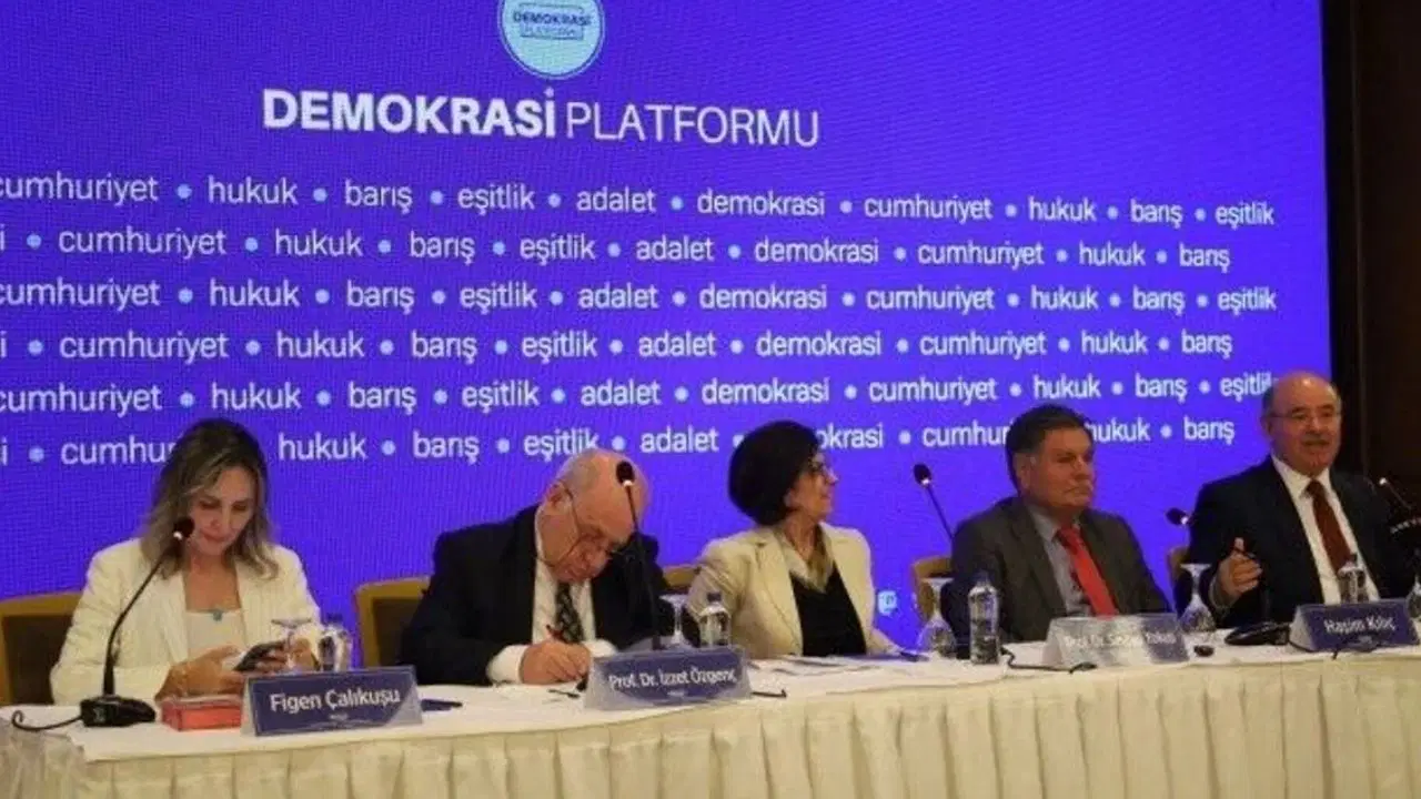 Eski AYM Başkanı Haşim Kılıç’tan ‘mutlak butlan’ sonrası CHP değerlendirmesi: Kapatılsaydı daha iyi olurdu