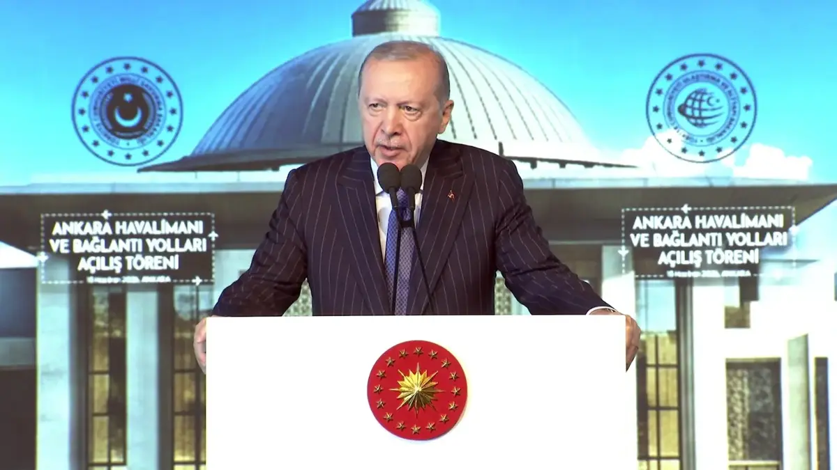 SON DAKİKA! Cumhurbaşkanı Erdoğan açıklamalarda bulunuyor