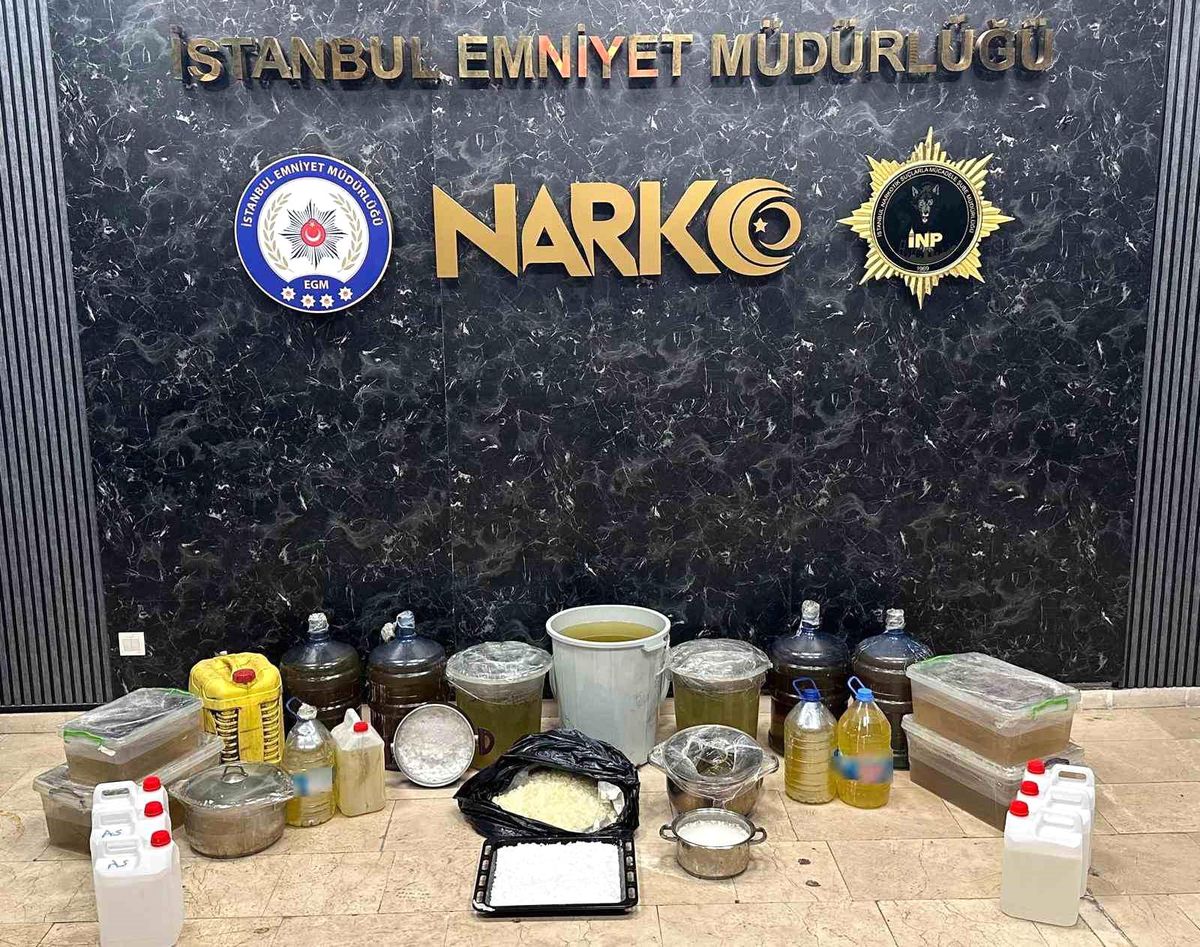 Beşiktaş'ta uyuşturucu operasyonu: 2 gözaltı