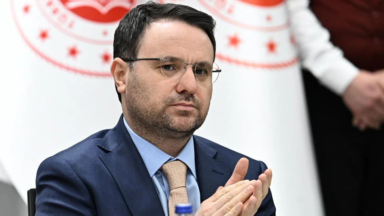 Bakan Gürlek için yaptırım isteyen "AP Türkiye raporu" kabul edildi, Dışişleri'nden tepki