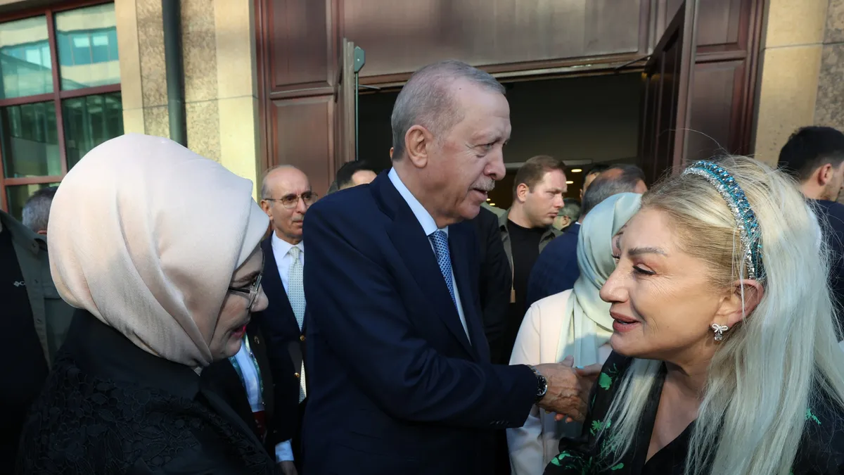 80 bin gence destek oldu! TÜRGEV’in 30. yılında yıldızlar geçidi